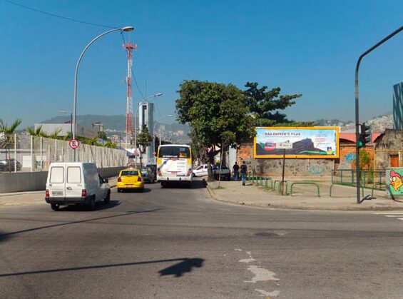 Outdoor — R. Afonso Cavalcante x R. Carmo Neto