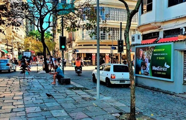 Banca Centro IV — Rua Uruguaiana, 24